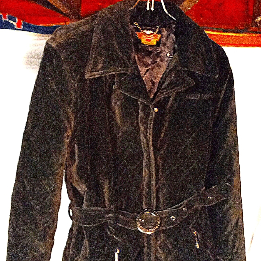 Used- Woman harley-davidson coat size small missing r-arm decoration cuff zipper